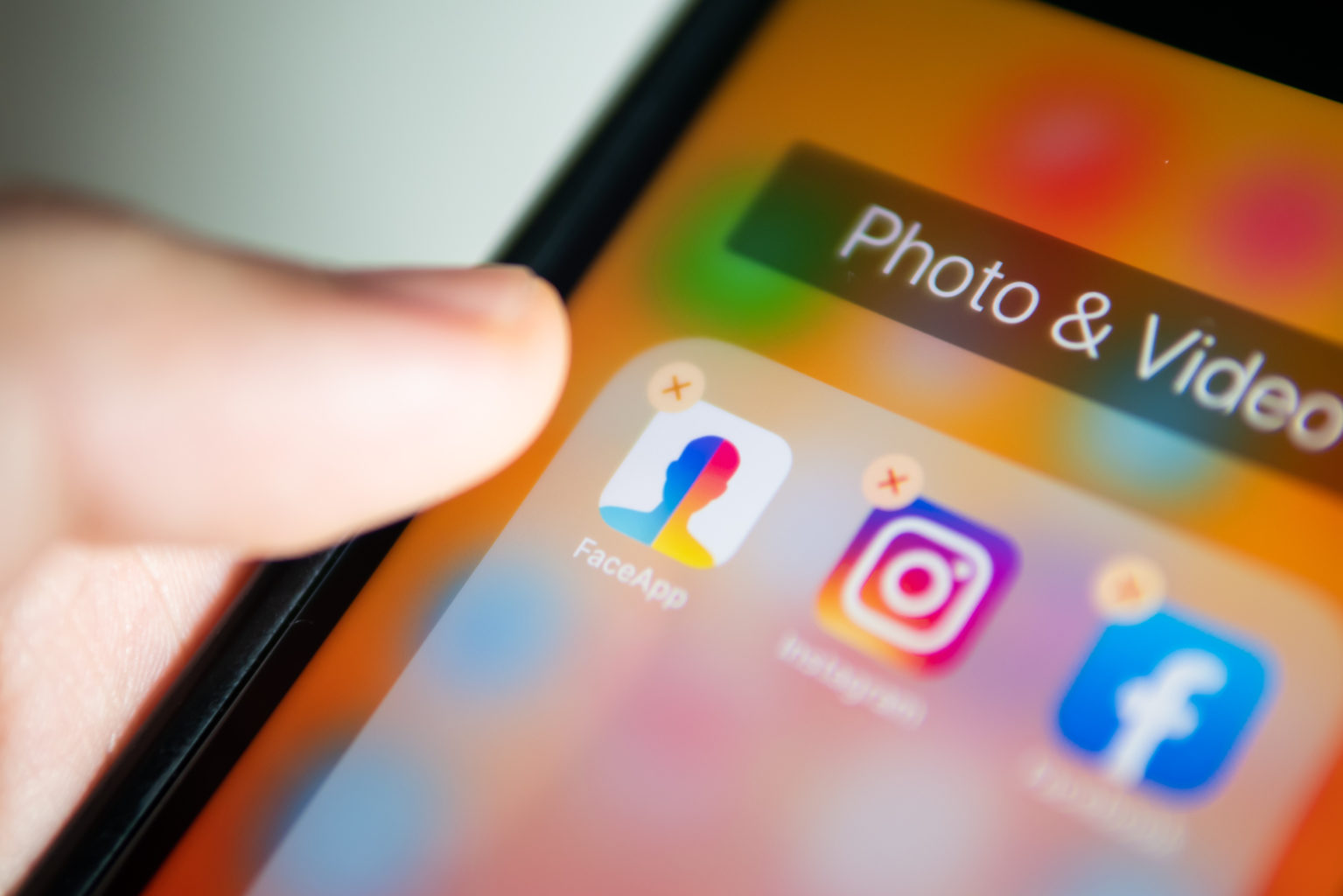 article-image-developers-need-to-say-no-elliot-alderson-on-the-faceapp-controversy-in-a-bonus-podcast-episode-podcast