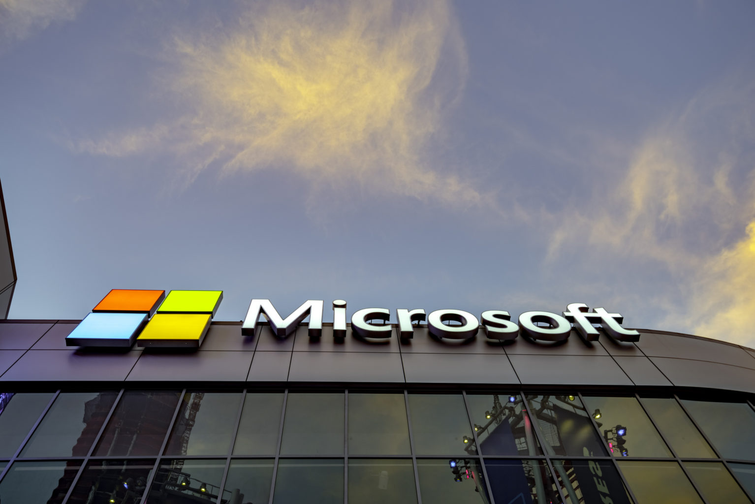 article-image-microsoft-becomes-the-worlds-most-valuable-public-company-moves-ahead-of-apple