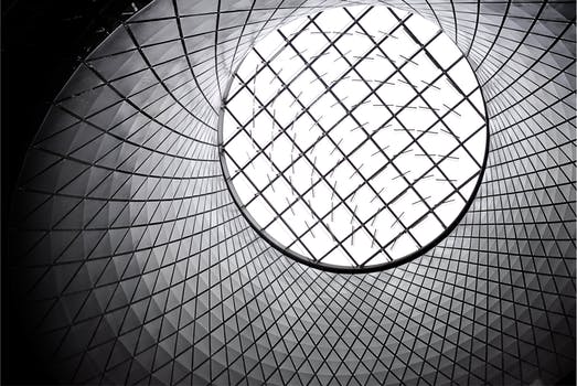 article-image-cloud-native-architectures-microservices-containers-serverless-part-1
