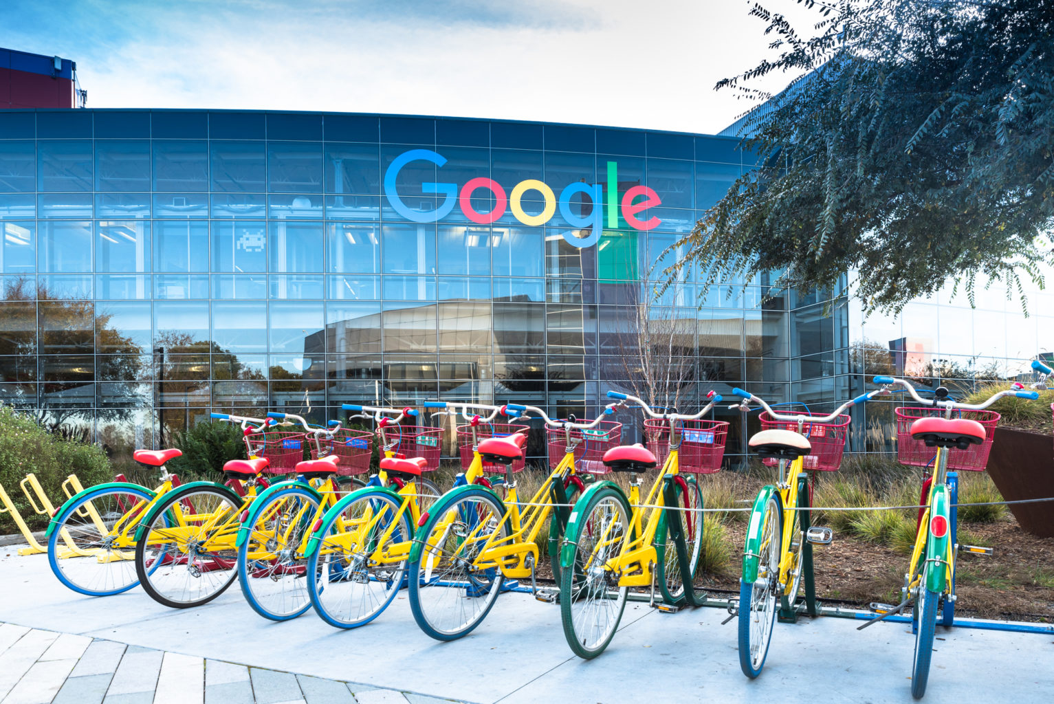 article-image-google-releases-new-political-ads-library-as-part-of-its-transparency-report
